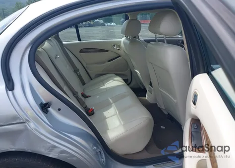 2006 Jaguar S-Type из США, поврежденный, VIN SAJWA01A66FN68159